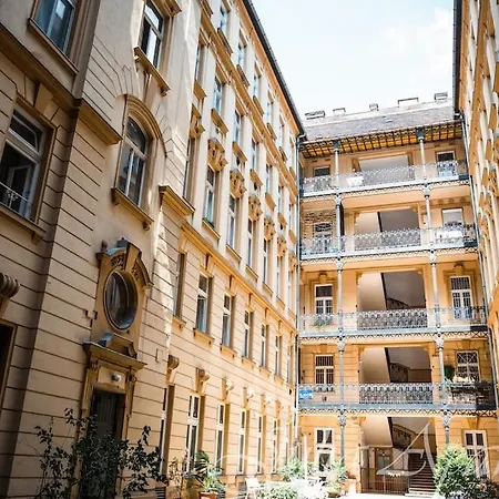 Apartment Julia - 2 Bedrooms, 2 Bathrooms, 90 Sqm