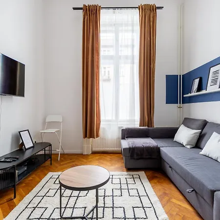 Apartment R61 Rakoczi