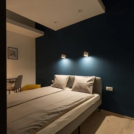 Lazar Opera House Apartment *