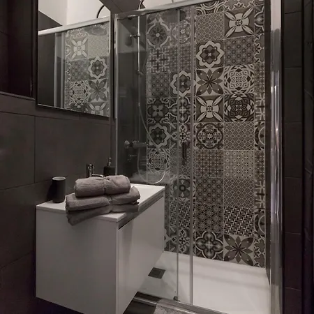 Lazar Opera House Apartment *