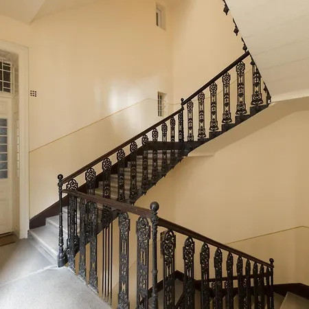 Lazar Opera House Apartment *