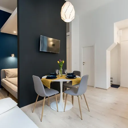 Apartment Lazar Opera House