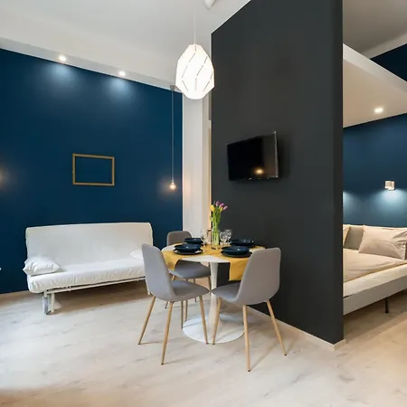 Lazar Opera House Apartment Budapest