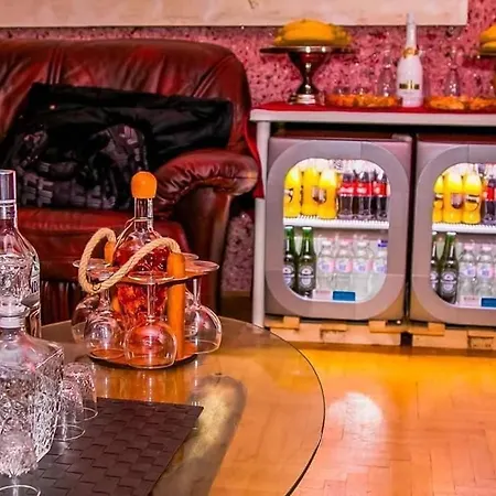 Villa Private Party *