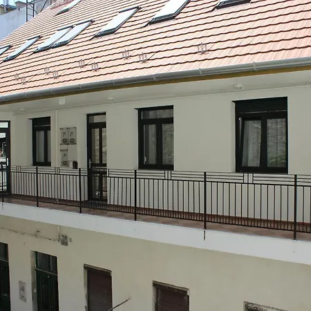 Upartments Apartment *