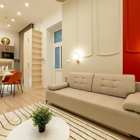 Acacia-a20 * Budapest