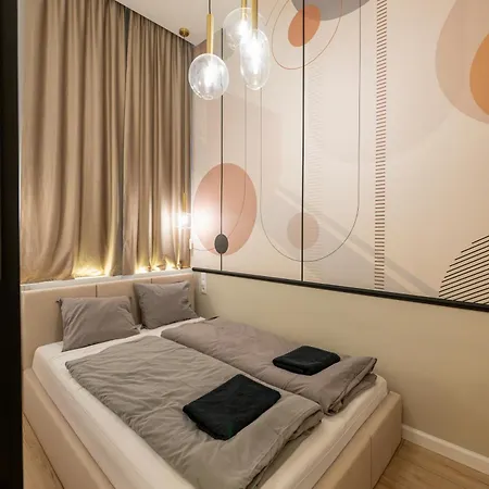 Acacia-a20 Budapest