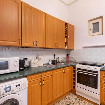 D8 Sphinx Apartment *