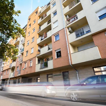 Carmen Center Apartament *