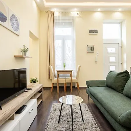 Peppy Of Harmony Apartment