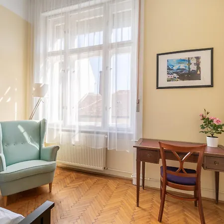 Apartment Gde Wesselenyi 8 *