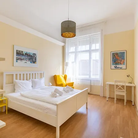 Gde Wesselenyi 8 Apartment *