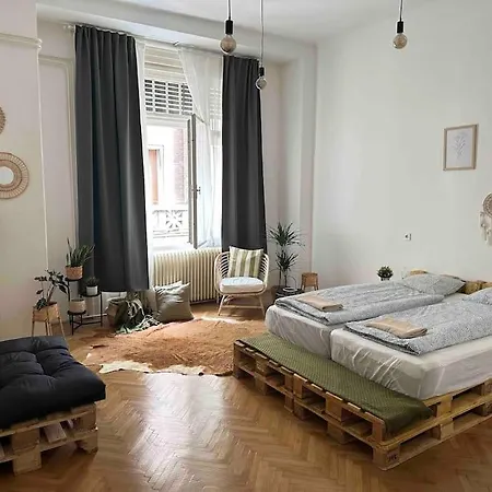 Apartment Baross *