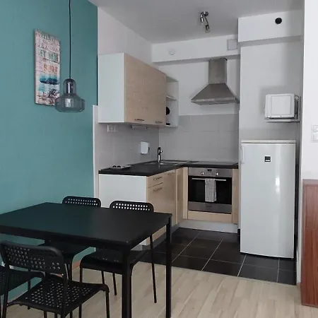 Corvin Center Aparthotel 3*