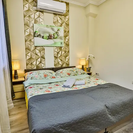 Apartment Karolina In The Silent 11th District