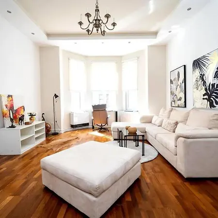 Apartment Luxury 2bdr In *