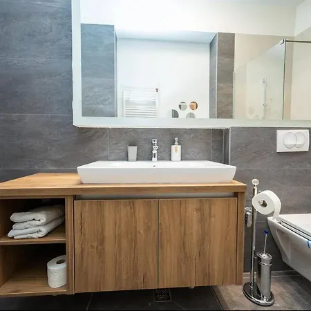 Apartment Luxury 2bdr In