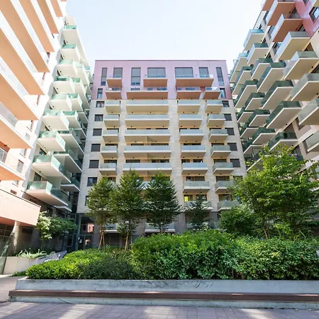 Corvin 5 Stars Luxury With Free Parking *