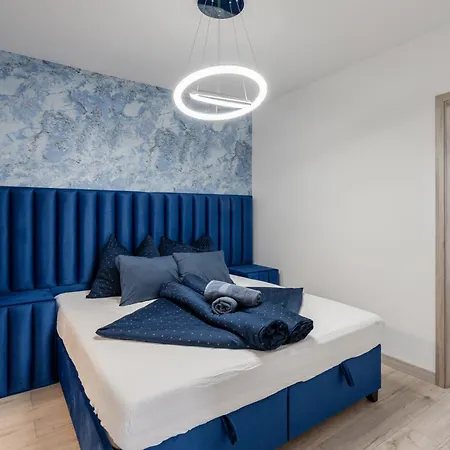Corvin 5 Stars Luxury With Free Parking