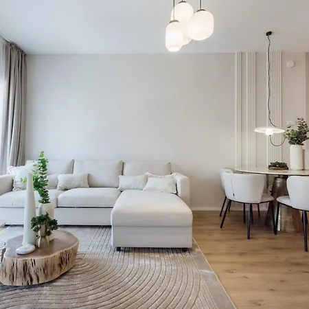 Apartment Elegant Premium With Parking *