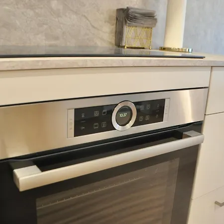 Emerald Luxury Apartament *