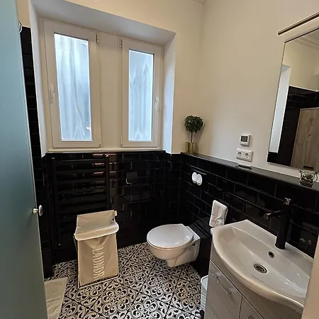 Apartment Jozsef *