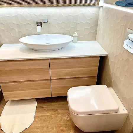 Romance Residency With Finn Sauna Apartamento Budapest