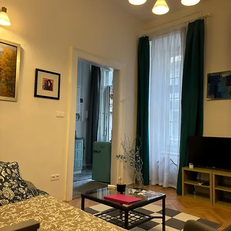 Apartment Kiraly Utca 15 Cozy *