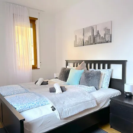 Spacious 3-bedroom With Balcony & Free Parking