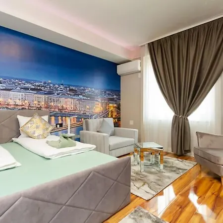 Apartment Trio Loft On The Boulevard With Ac By Nw *