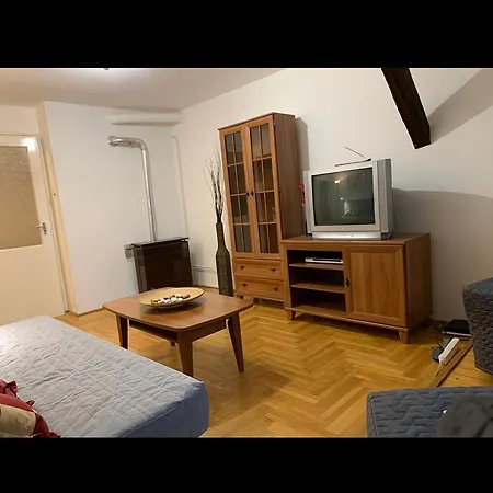 In - Parliament View Hideaway - Near Buda Castle And Margaret Island Ubytování v soukromí