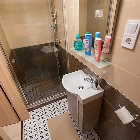 Apartment One-bedroom In The Heart Of Budapest, Rakoczi Budapest