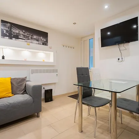 One-bedroom In The Heart Of Budapest, Rakoczi *