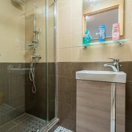 One-bedroom In The Heart Of Budapest, Rakoczi Apartment *