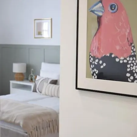 Cozy Complex - The Urban Retreat