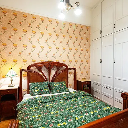 Apartment Luxury Art Nouveau Next To Parliament Building Budapest