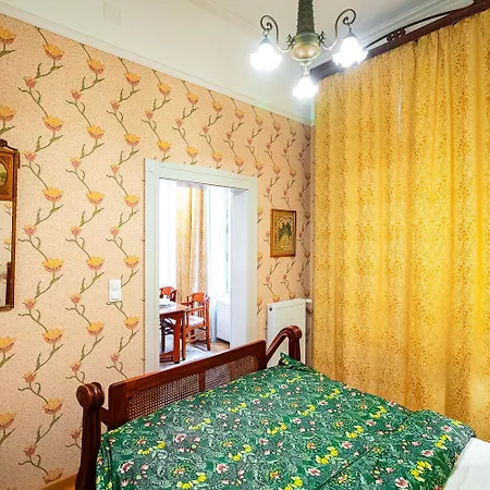 Apartment Luxury Art Nouveau Next To Parliament Building *