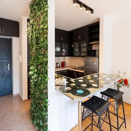 Apartment Bolero