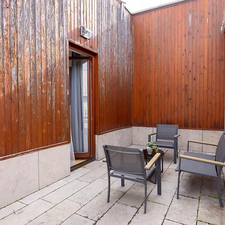 Superb Location & Cozy With Terrace By Prestige Homes Budapest