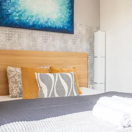 Apartment Superb Location & Cozy With Terrace By Prestige Homes