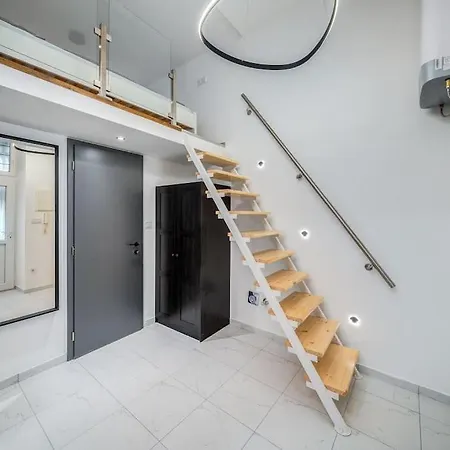 Loft 8 - Cozy Stylish With Parking *