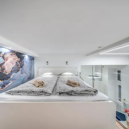 Apartment Loft 8 - Cozy Stylish With Parking
