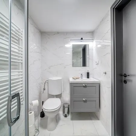 Loft 8 - Cozy Stylish With Parking Apartment *