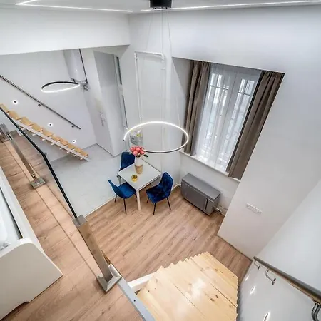 Loft 8 - Cozy Stylish With Parking Budapest