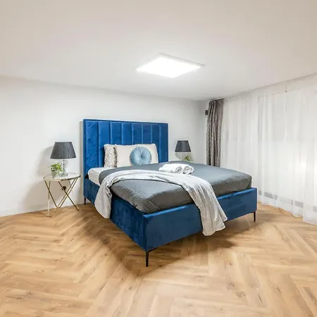 Charming E24 Grand Next To The Andrassy Fashion St Apartment Budapest