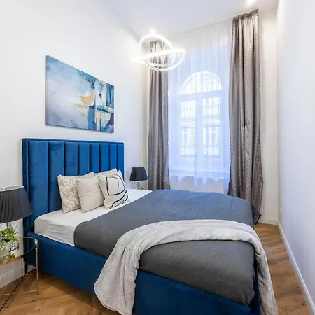 Apartment Charming E24 Grand Next To The Andrassy Fashion St *