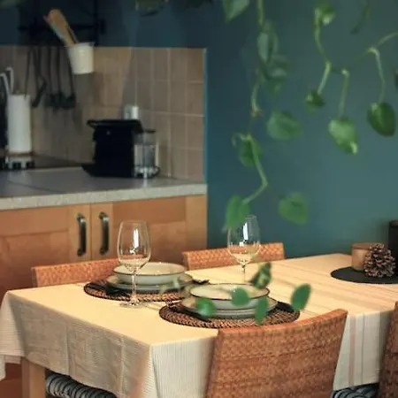 Cozy On The Buda Side Of Margit Bridge Apartment