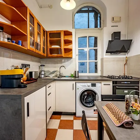 Apartment Happy