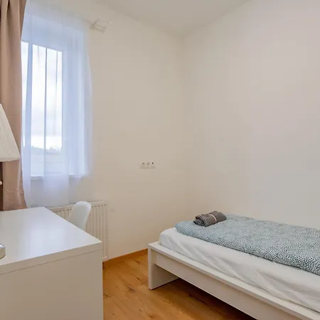 Gardencity Apartment