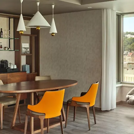 Ξενοδοχείο Marriott 5*